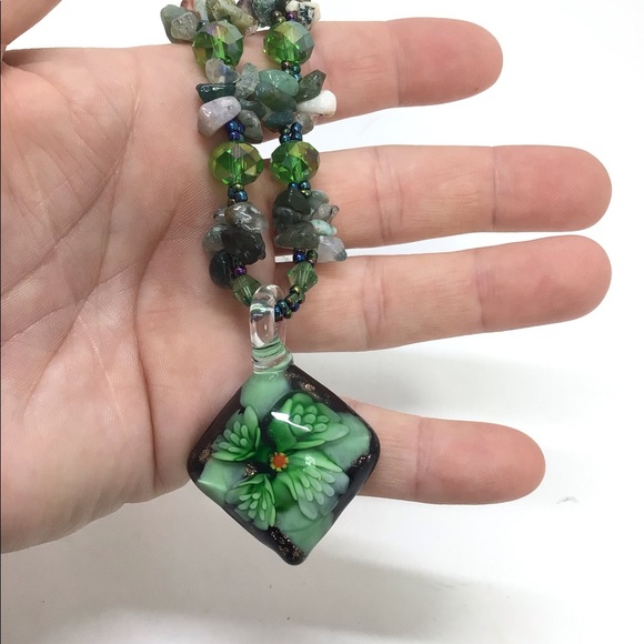 Fashion Green Floral Glass Necklace & Earring Set - Picture 6 of 10